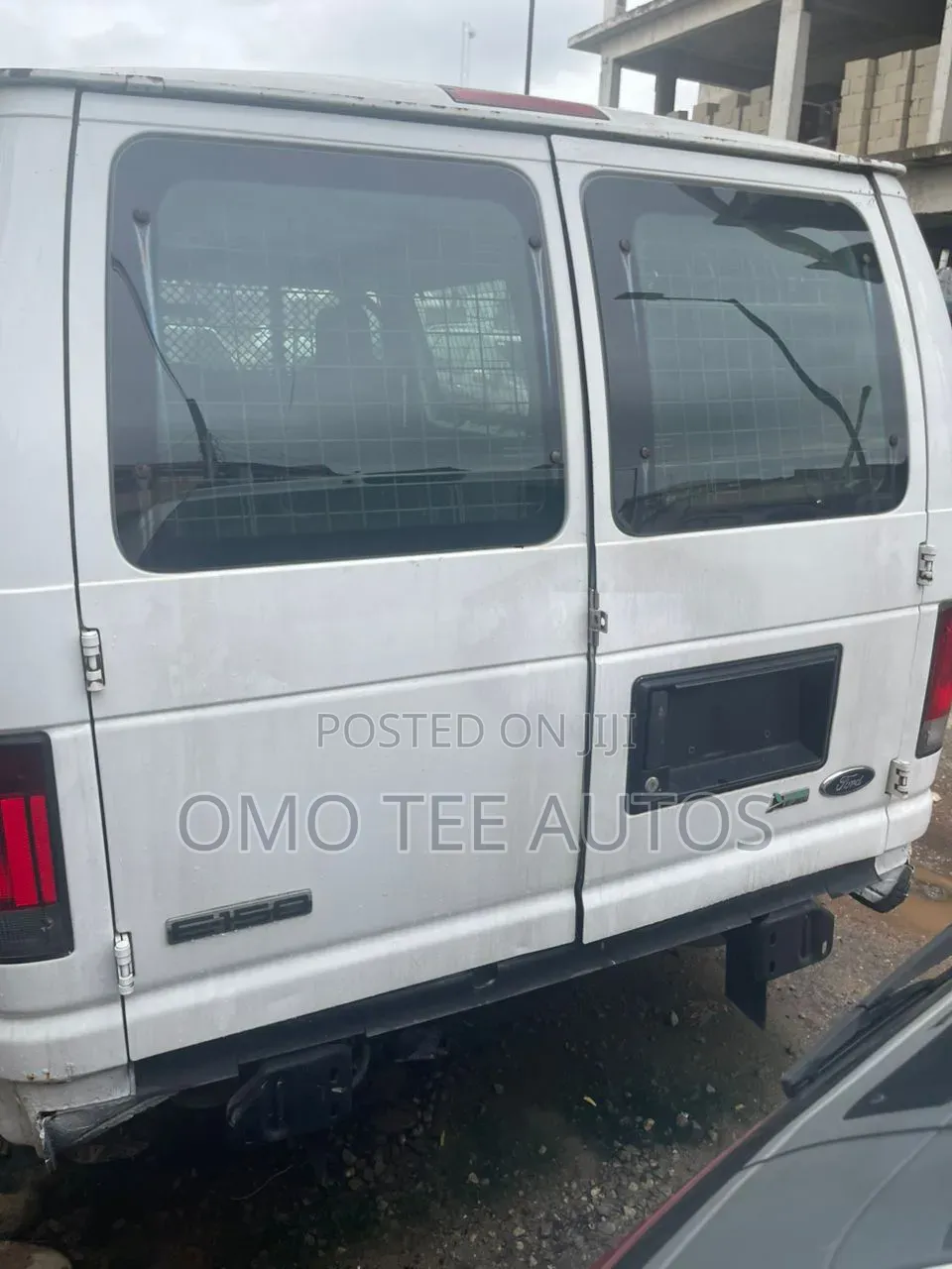 Ford E250 2015 White
