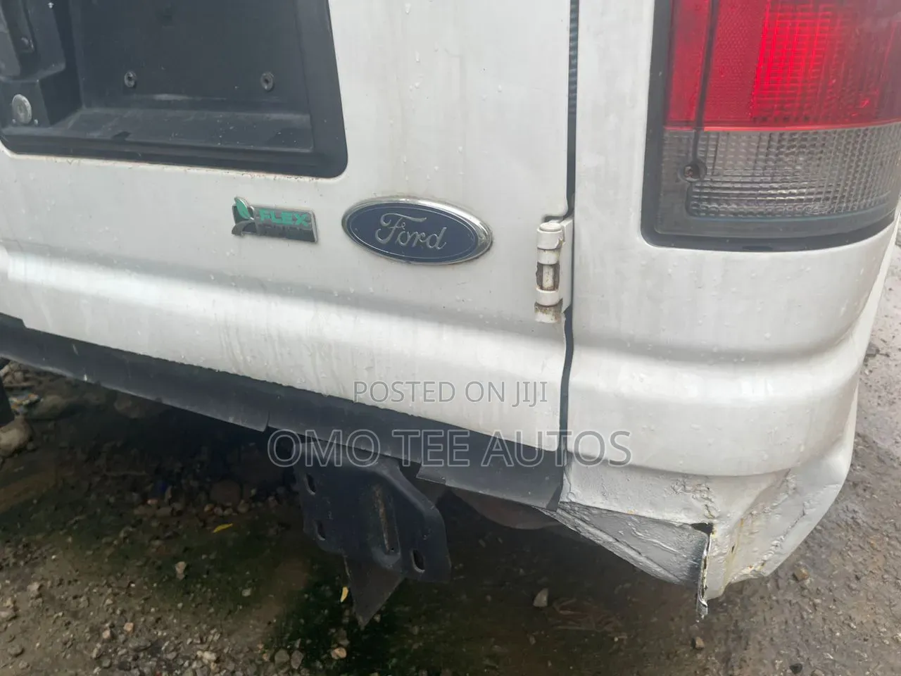 Ford E250 2015 White
