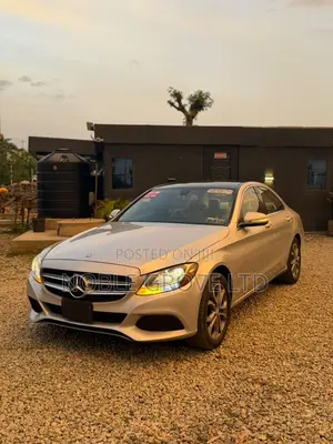 Mercedes-Benz C300 2016 Silver