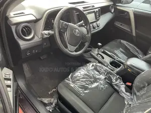 Toyota RAV4 2017 Brown