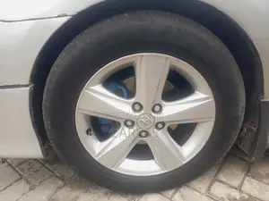 Toyota Camry 2011 Silver