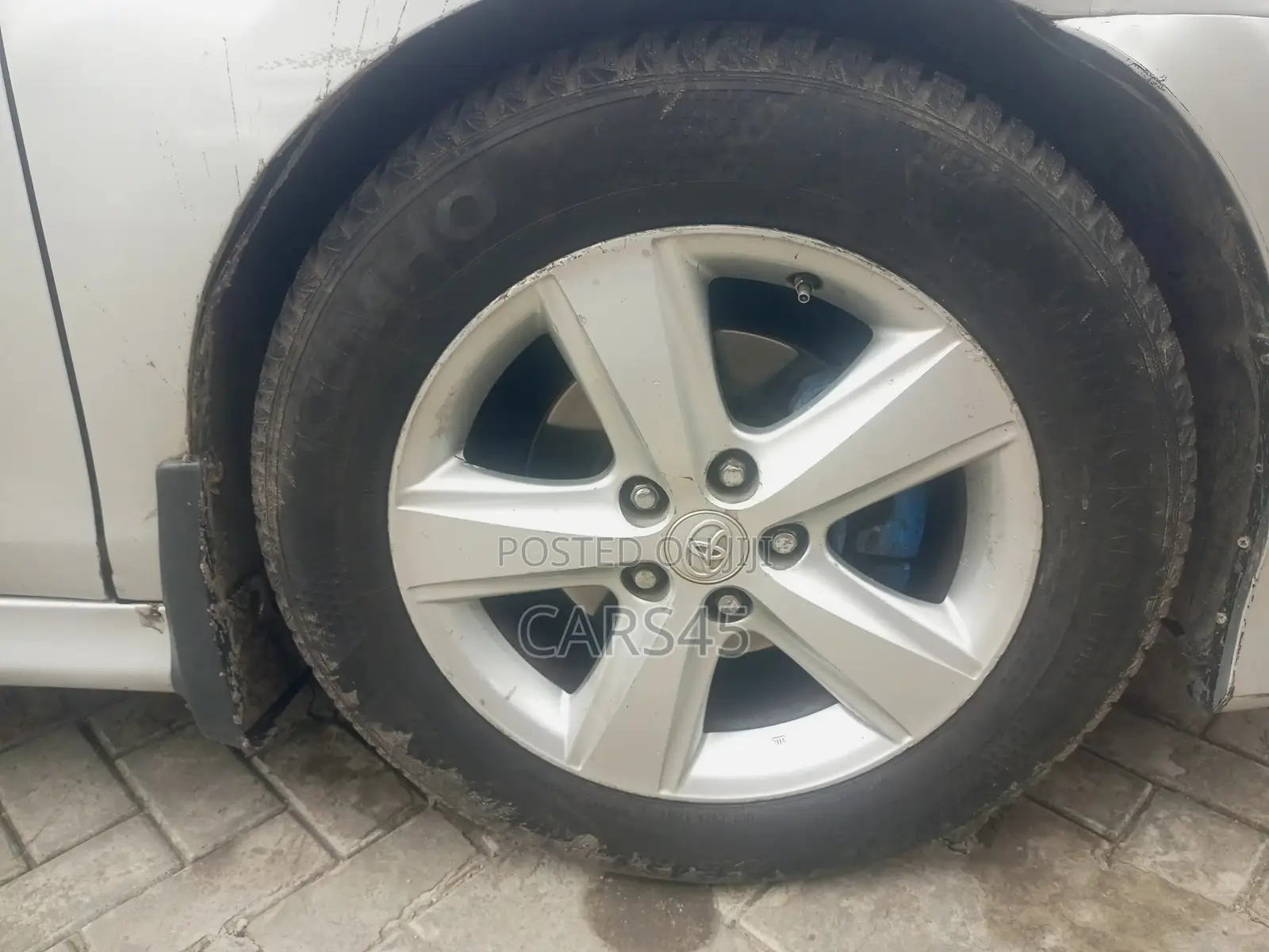 Toyota Camry 2011 Silver