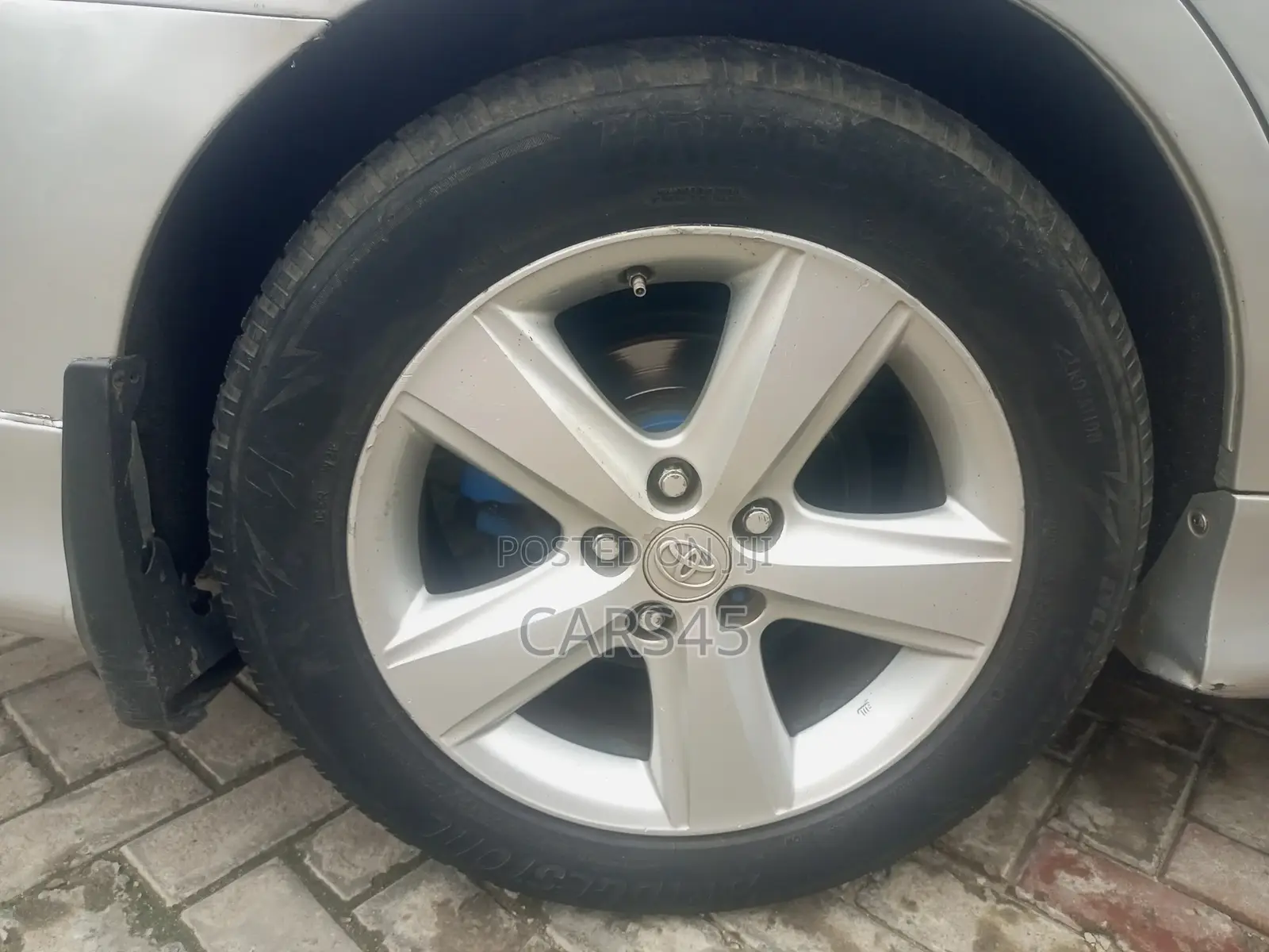 Toyota Camry 2011 Silver