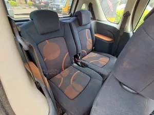 Peugeot 1007 2007 Silver