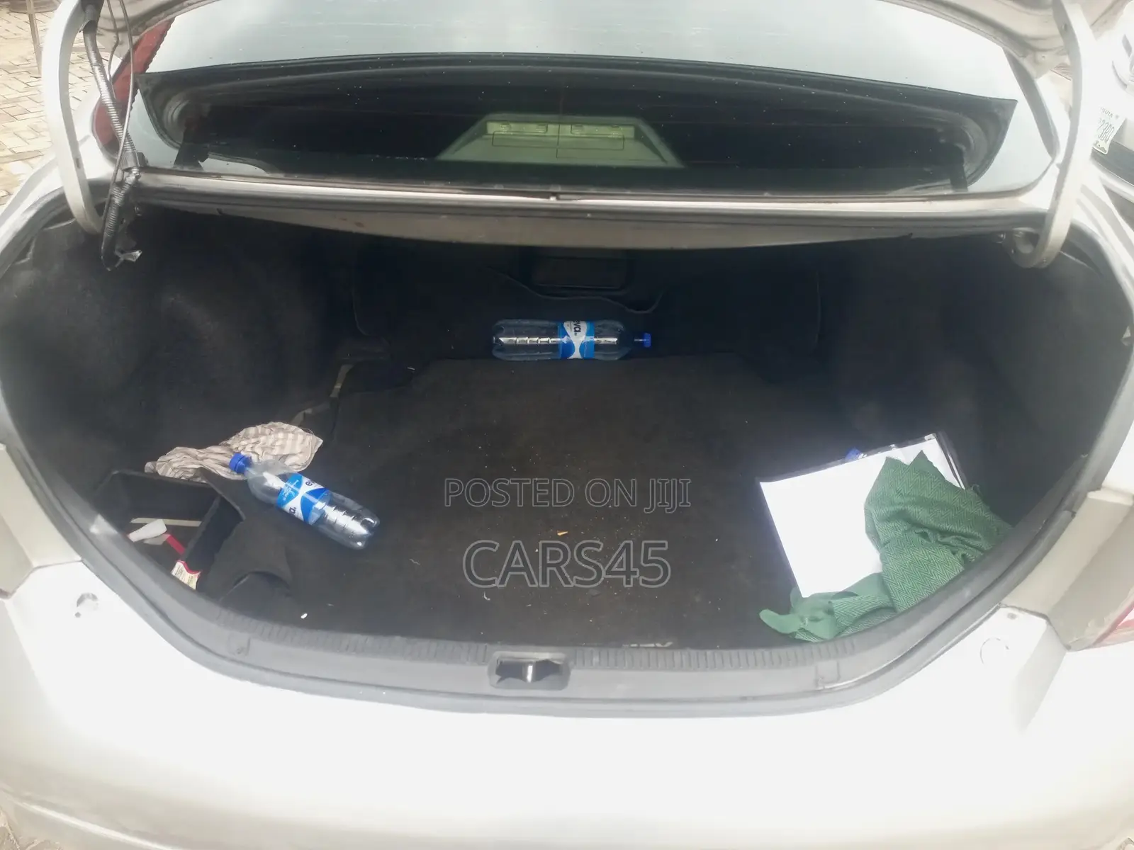 Toyota Camry 2011 Silver