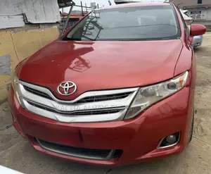 Toyota Venza AWD 2010 Red