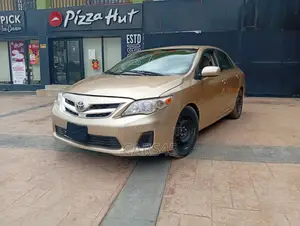 Toyota Corolla 2012 Brown