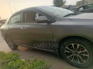 Toyota Corolla 2010 Gray