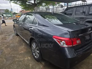 Lexus ES 350 2011 Black
