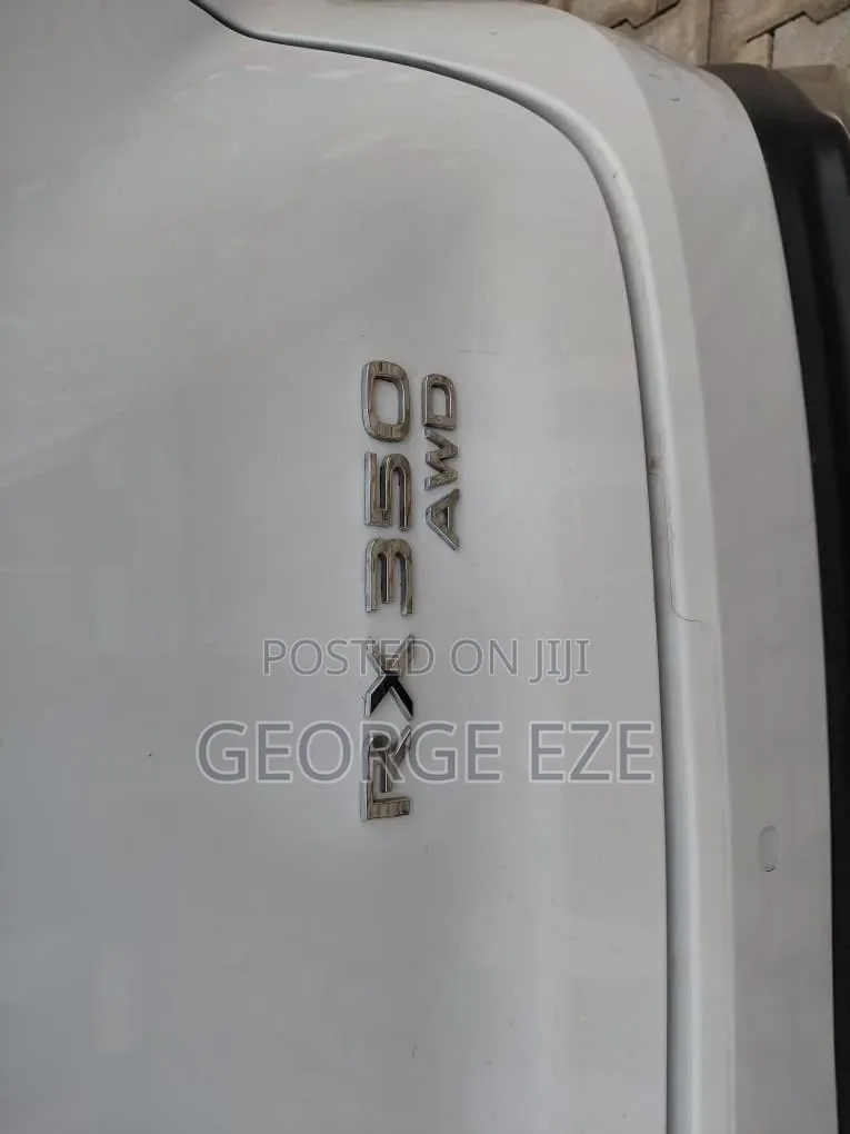 Lexus RX 2025 White