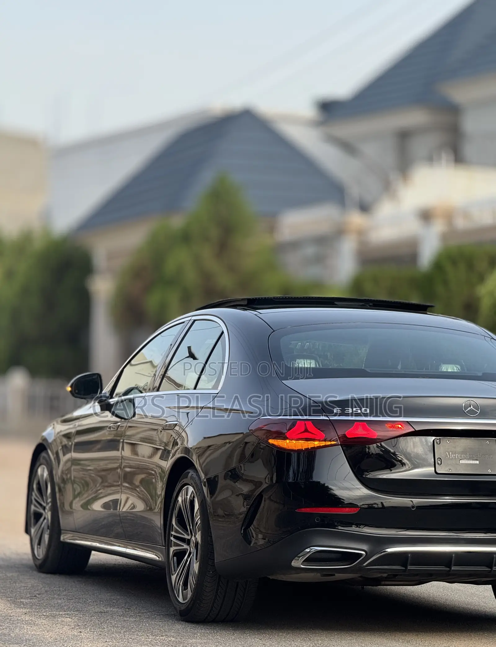 Mercedes-Benz E350 2025 Black
