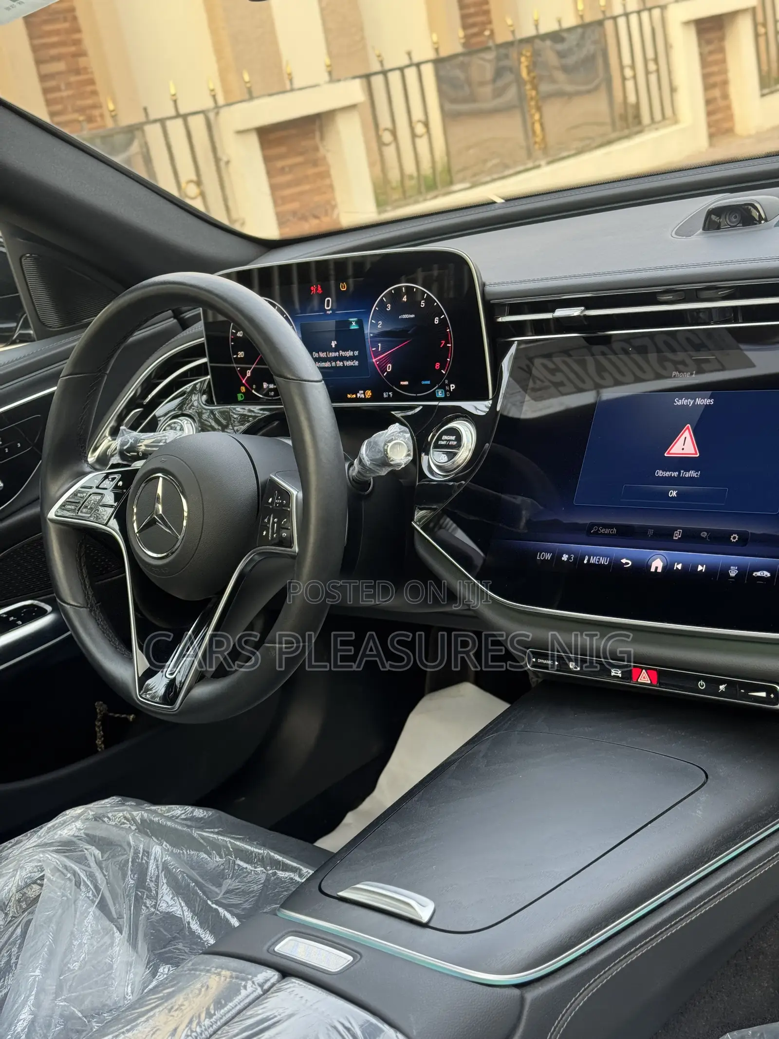 Mercedes-Benz E350 2025 Black