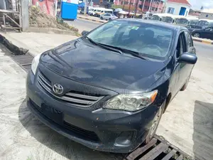 Toyota Corolla 2011 Black
