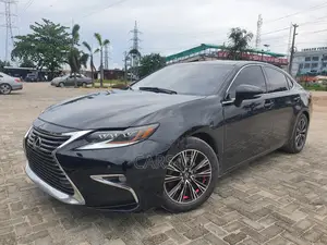 Lexus ES 2013 Black