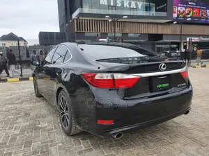 Lexus ES 2013 Black