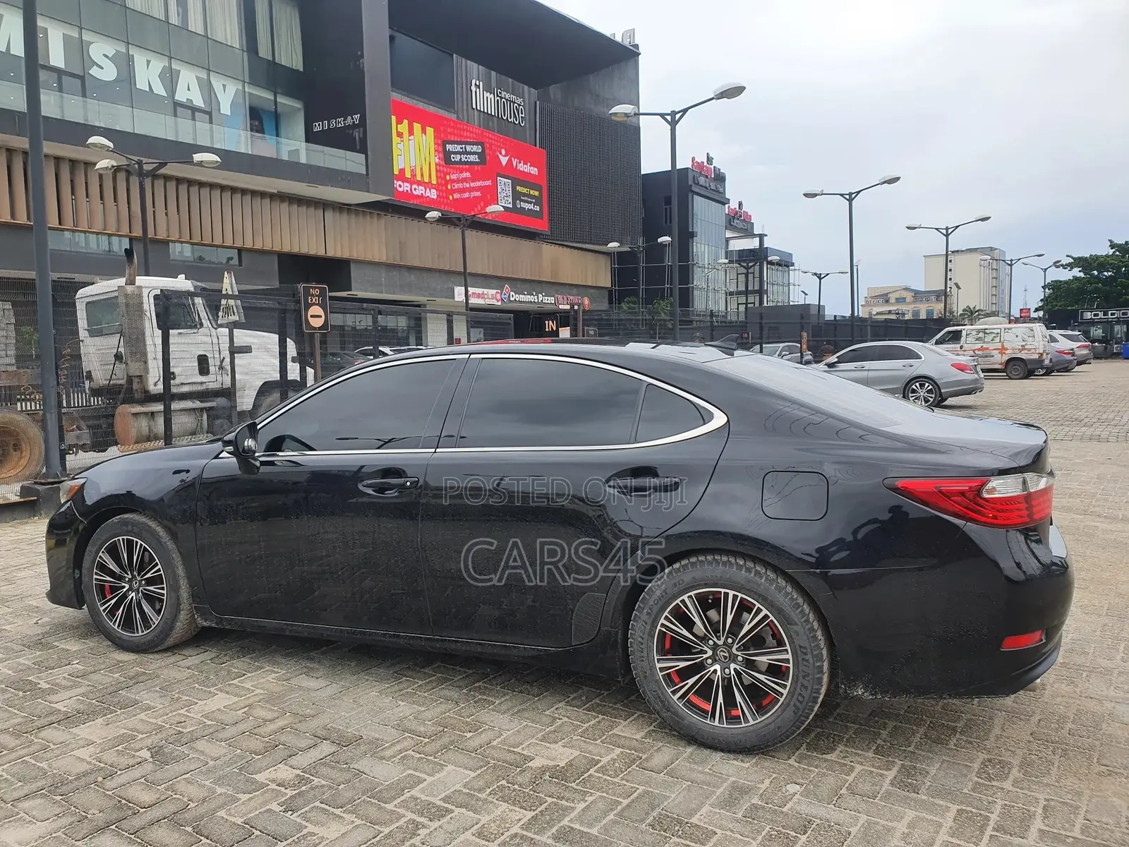 Lexus ES 2013 Black