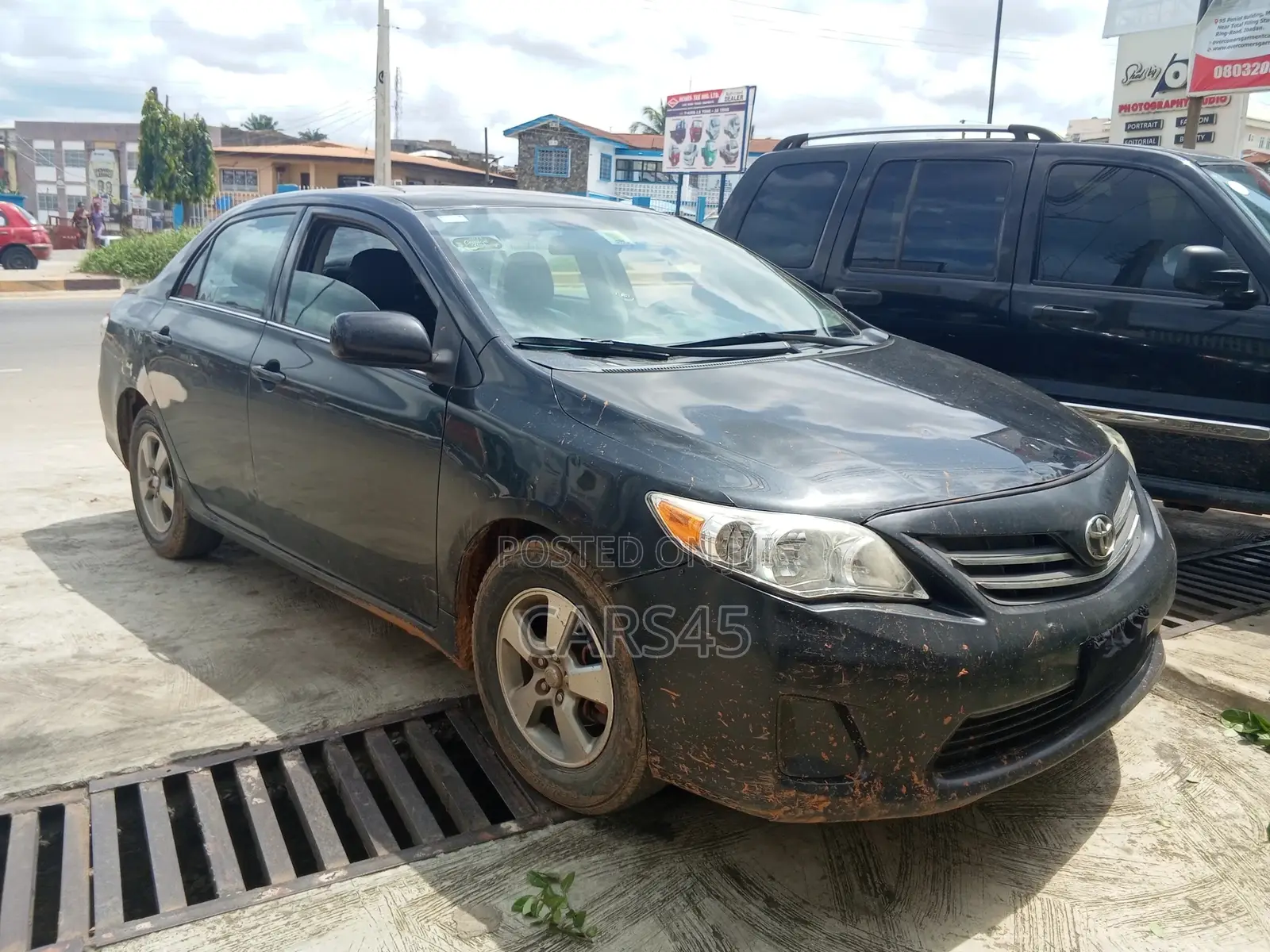 Toyota Corolla 2011 Black