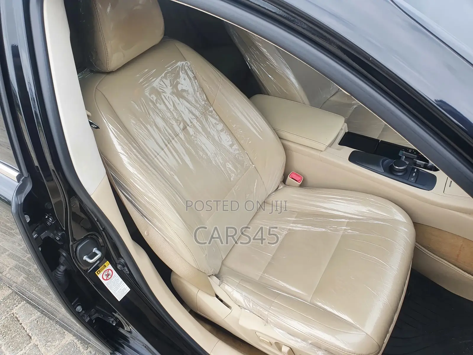 Lexus ES 2013 Black