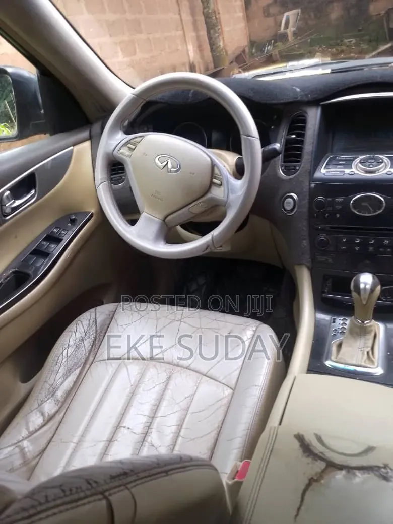 Nissan Cedric 2010 Black