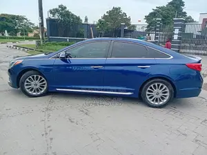 Hyundai Sonata Limited PZEV 4dr Sedan (2.4L 4cyl 6A) 2015 Blue
