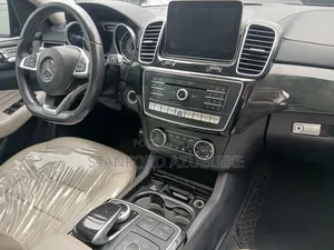 Mercedes-Benz GLE-Class 2018 Green