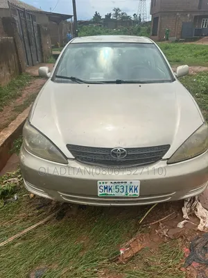 Toyota Camry 2003 Gold
