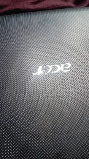Laptop Acer Aspire 5742 4GB Intel Core i3 HDD 500GB