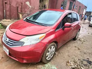 Nissan Versa 2014 Red