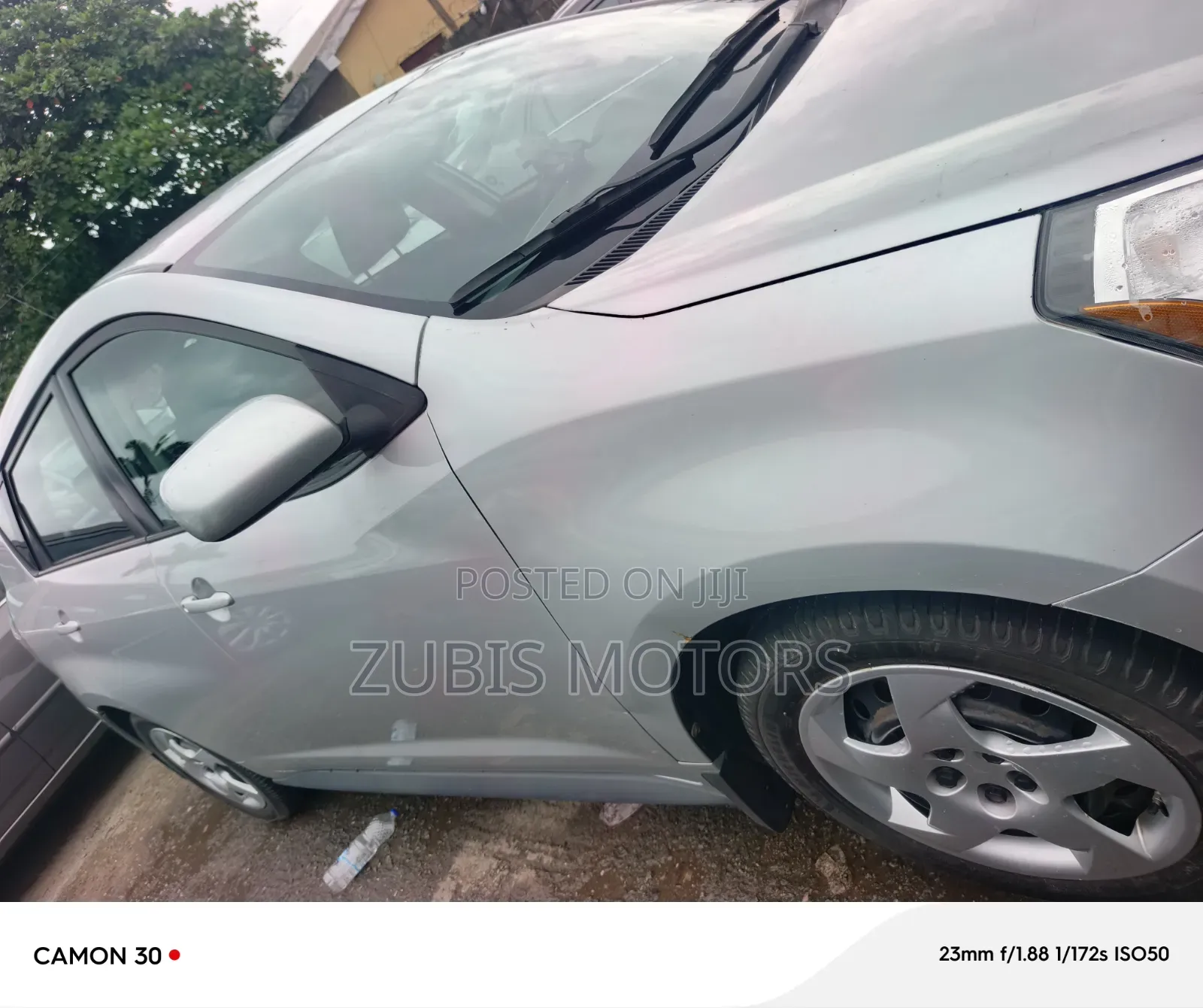 Pontiac Vibe 2010 Silver