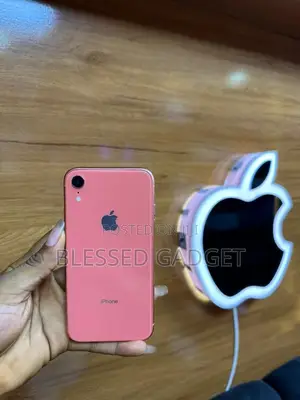 Apple iPhone XR 64 GB Pink