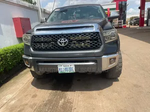 Toyota Tundra