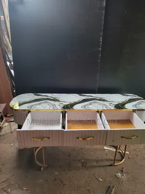 Salon Table With Iron Leg