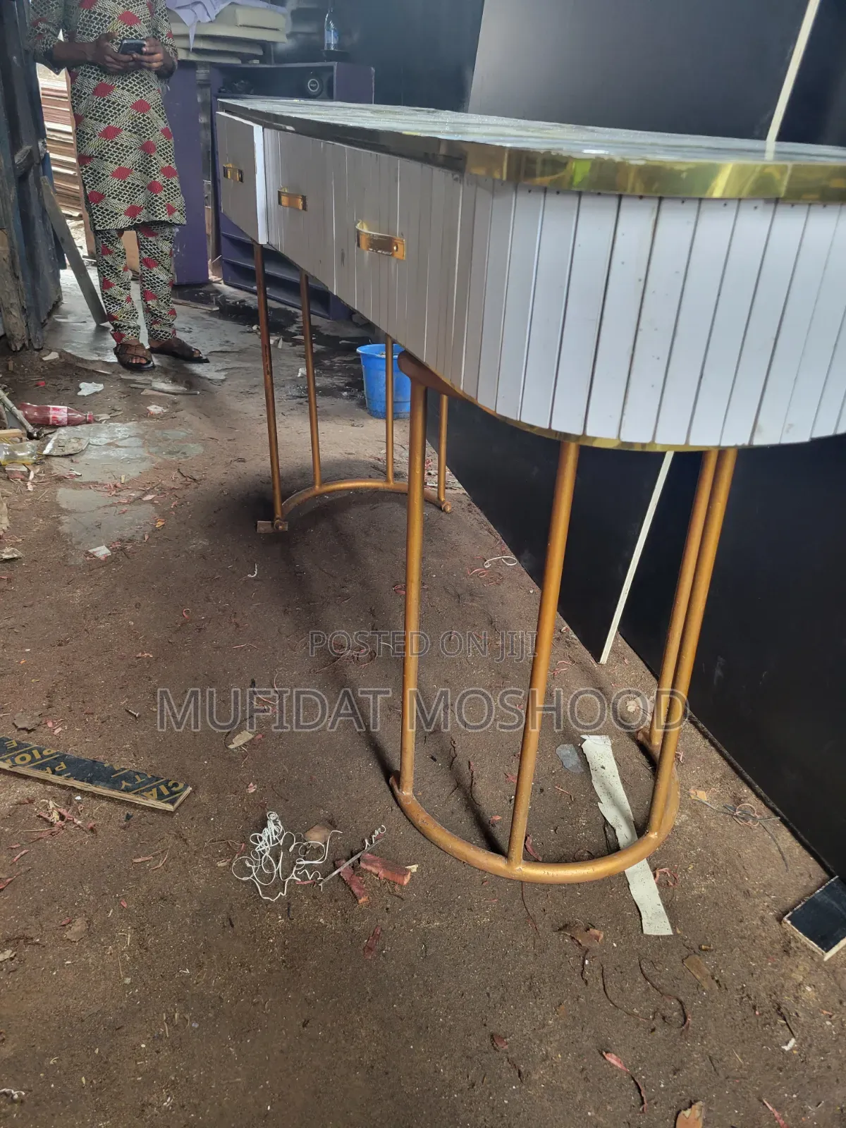 Salon Table With Iron Leg