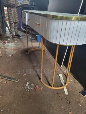 Salon Table With Iron Leg