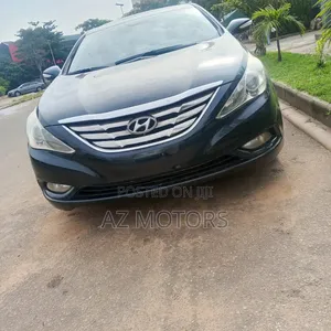 Hyundai Sonata Limited 2.0T Sedan (2.0L 4cyl 6A) 2011 Gray