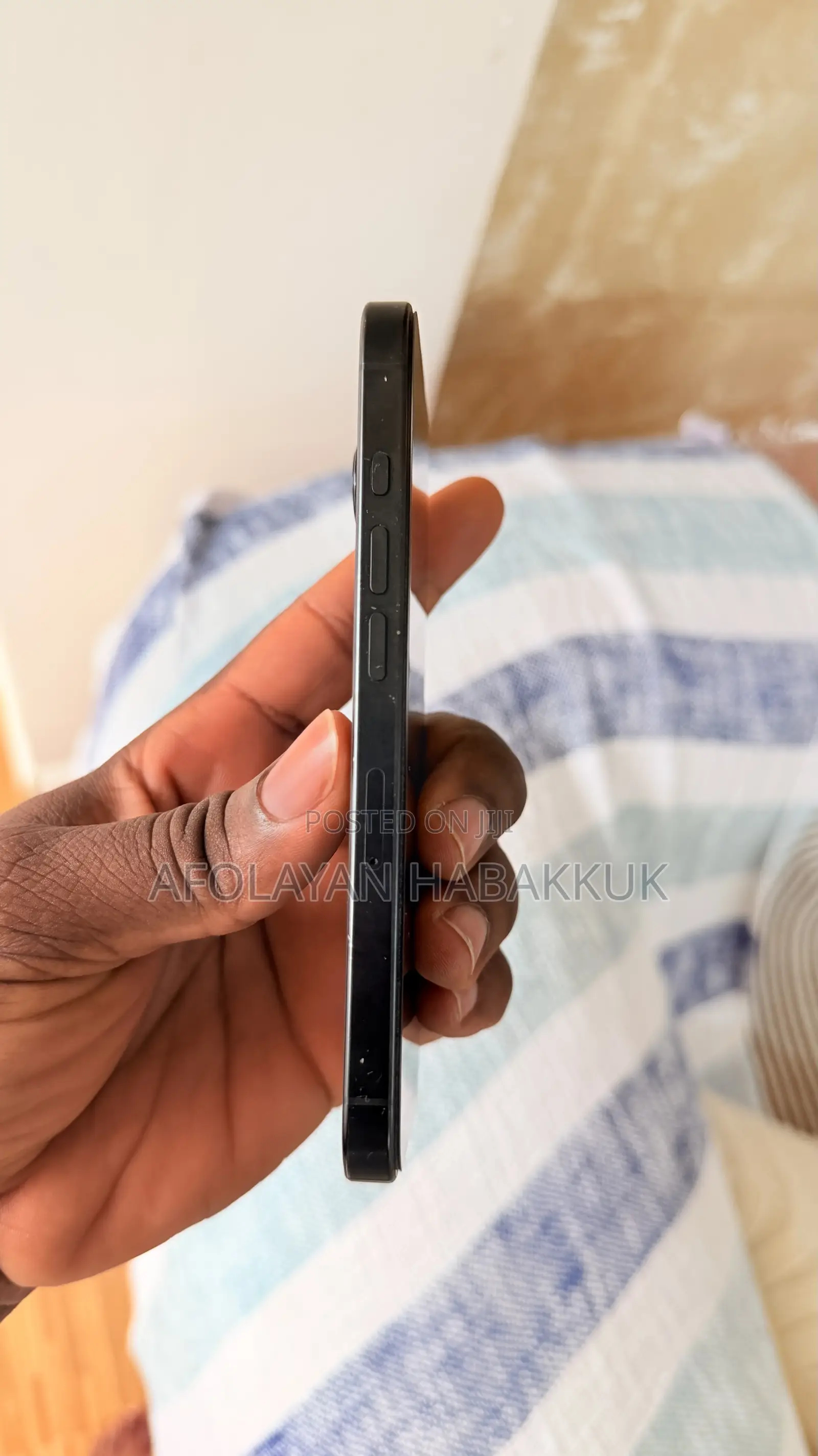 Apple iPhone 16 Pro 128 GB Black