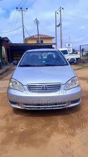 Toyota Corolla 2004 Silver