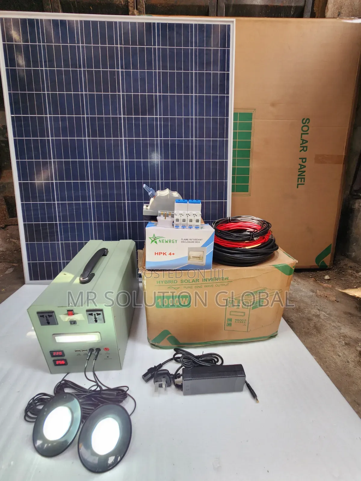 1.2kwh All Top Solar Generator With 1000w Output