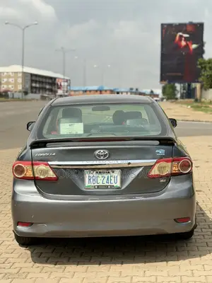 Toyota Corolla 2012 Gray