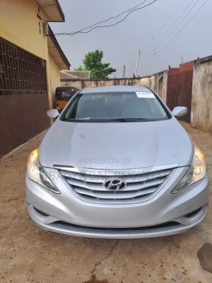 Hyundai Sonata 2012 Silver