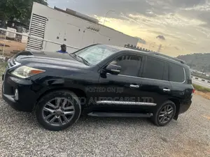 Lexus LX 570 AWD 2013 Black