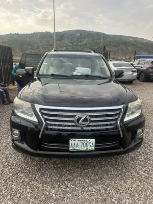 Lexus LX 570 AWD 2013 Black