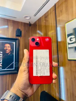 Apple iPhone 13 128 GB Red