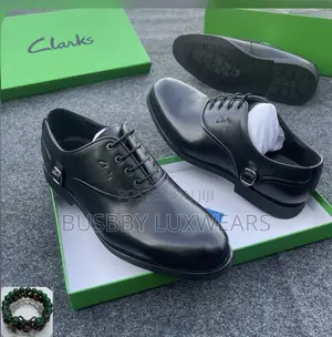 Clark’S Oxford Shoe With Side Buckle