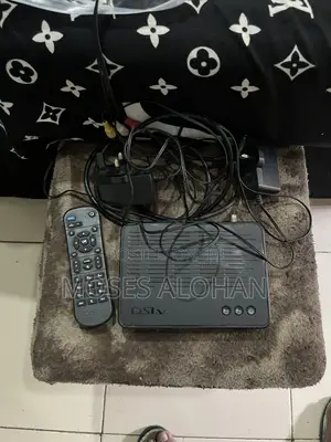 DSTV Decoder With Complete Accessories