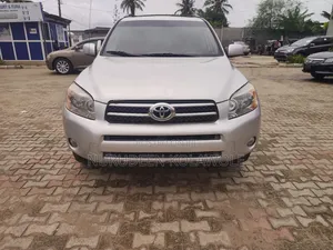 Toyota RAV4 Limited 2009 Silver
