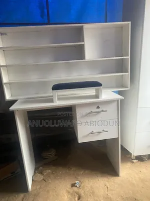 Nail Tech Table, Arm Rest,Shelf