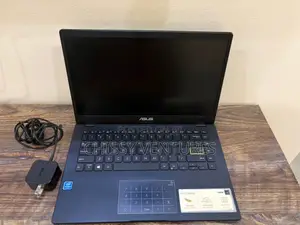 Laptop Asus Vivobook E410M 4GB Intel Celeron SSD 128GB