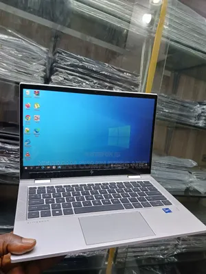 Laptop HP EliteBook 830 G8 32GB Intel Core i7 SSD 512GB