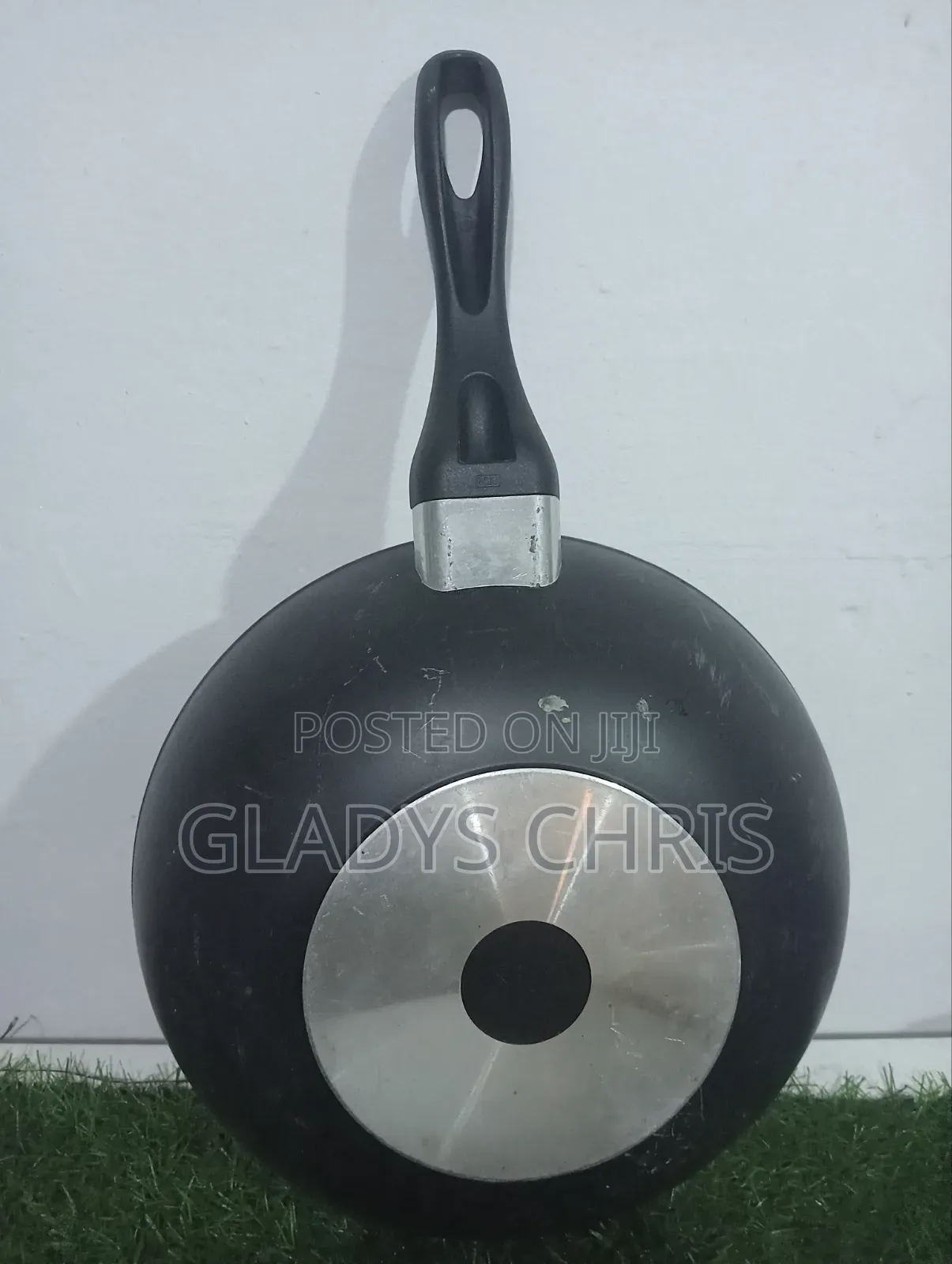 Fry Pan/Non Stick Frying Pan